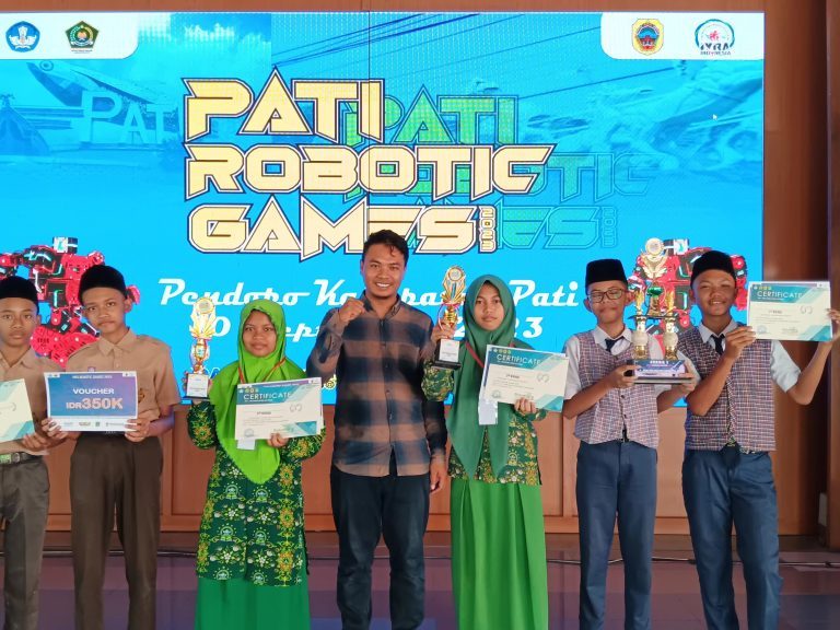 Gandeng MTsN 1 Pati, Robotasia Sukses Gelar Event Bergengsi