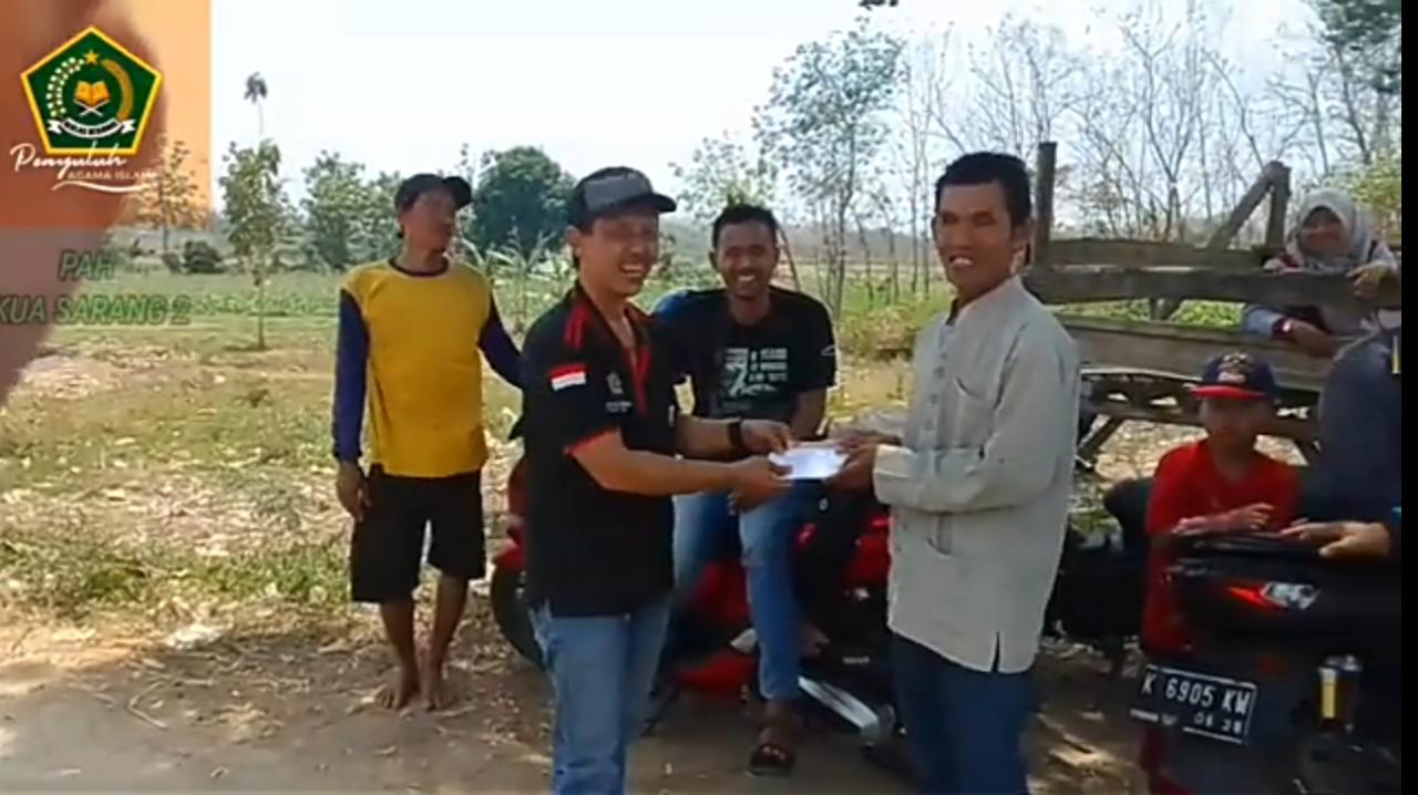 Komunitas Kalos Lova Serahkan Bantuan untuk Pembangunan Masjid Al-Hidayah, Sarang, Rembang