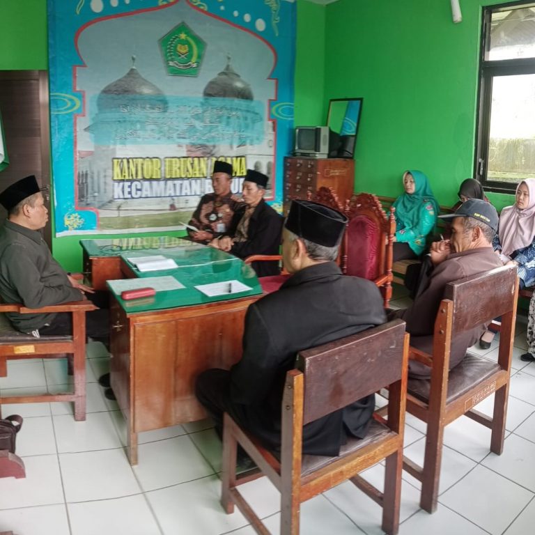 Perdana, FKPAI KUA Kecamatan Batur Adakan Kajian Rutin Kitab Syarah Hadist Jibril
