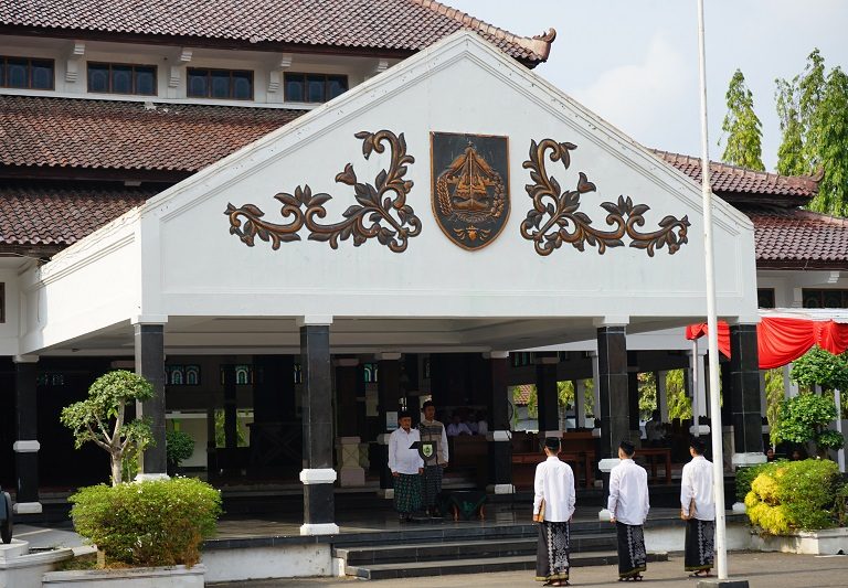 Bupati Pemalang Pimpin Apel Hari Santri