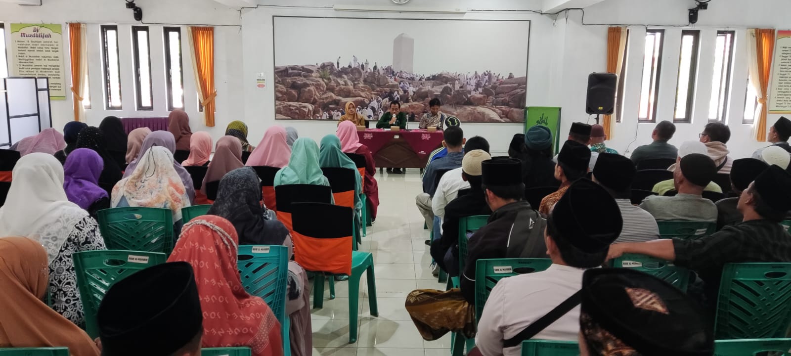 Seksi PHU Kankemenag Kab. Wonosobo Sosialisasikan Teknis Pelimpahan Porsi Haji