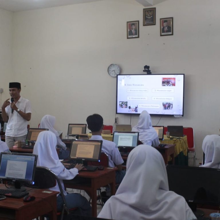 PWI Rembang Gelar Roadshow Jurnalistik di MAN 2 Rembang