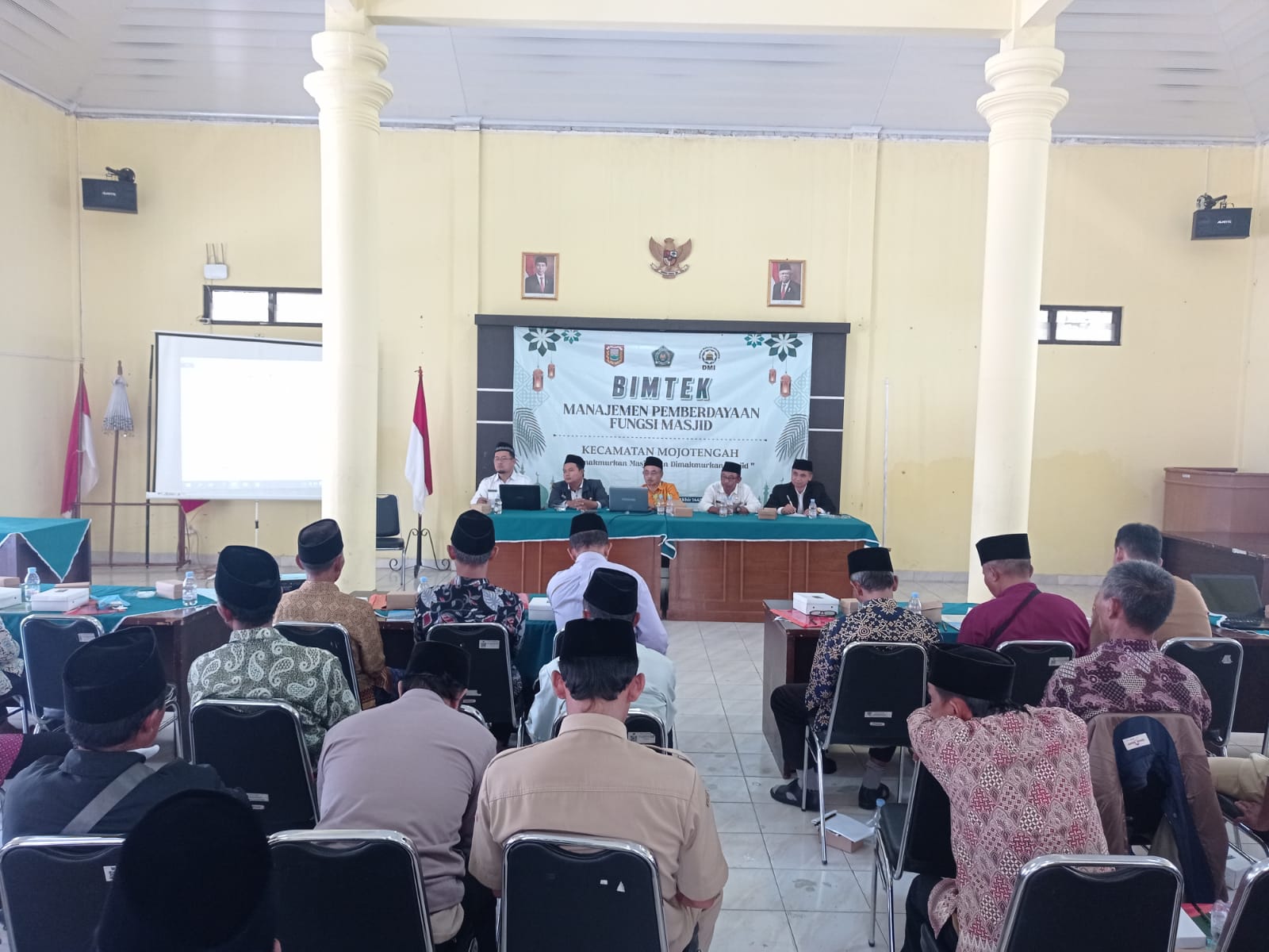 Takmir Masjid se-Kecamatan Mojotengah Mendapat Bimbingan Teknis Manajemen Pemberdayaan Fungsi Masjid