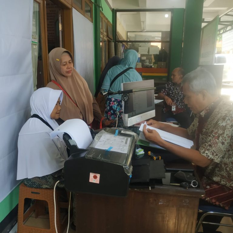 Mudahkan Layanan Pengajuan Pelimpahan Porsi Haji, Bidang PHU Kanwil Kemenag Buka Layanan di Wonosobo