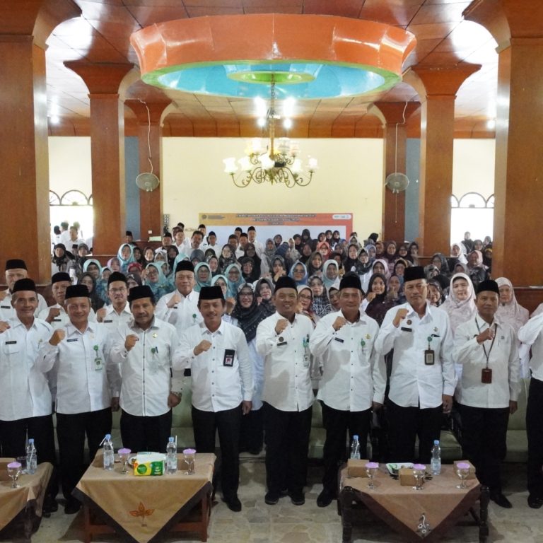 Deklarasi Madrasah Aman dan Sehat, Kakanwil : Madrasah Harus Mengambil Peran Terdepan