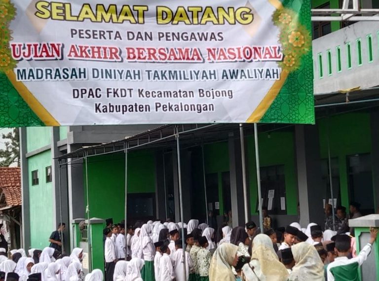 Kepala Kemenag Pekalongan Buka UABN -MDT