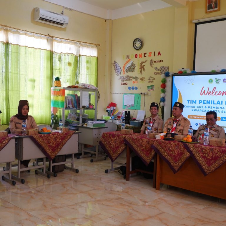 MI Takhasus Darul Ulum Terima Visitasi Tim Penilai Gerakan Pramuka Kwarcab Kota Semarang