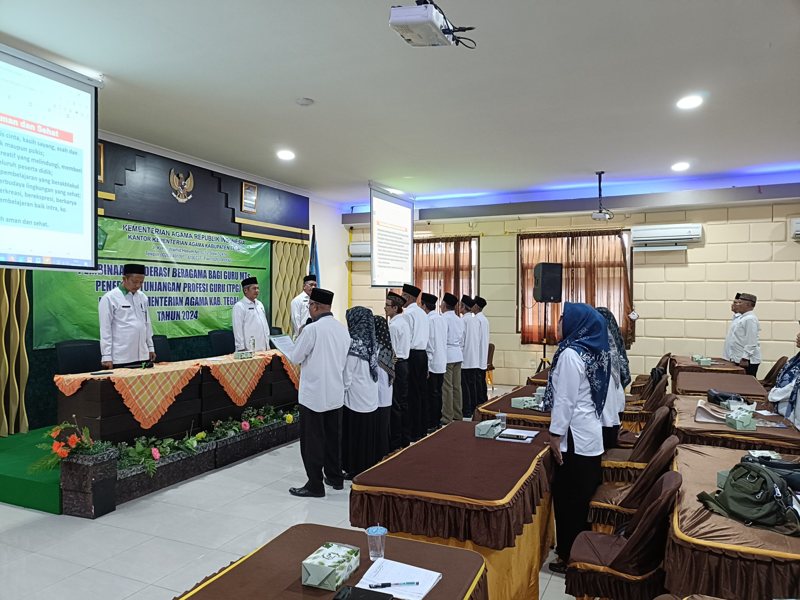 HM. Aqsho Hadiri Pembinaan Moderasi Beragama Bagi Guru Penerima TPG dan Deklarasi Madrasah Aman dan Sehat