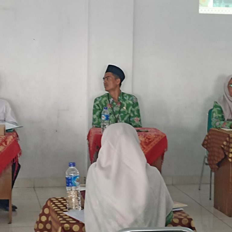 Pembinaan Pengawas PAI dalam KKG Kec. Pedurungan