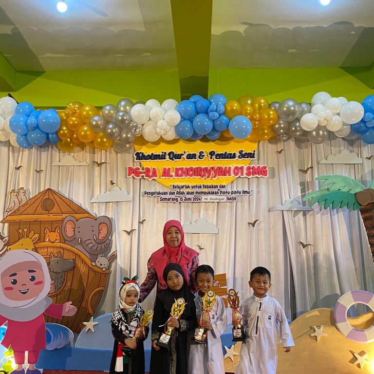 Khotmil Quran dan Pentas Seni Meriahkan Akhirussanah RA AlKhoiriyah 01