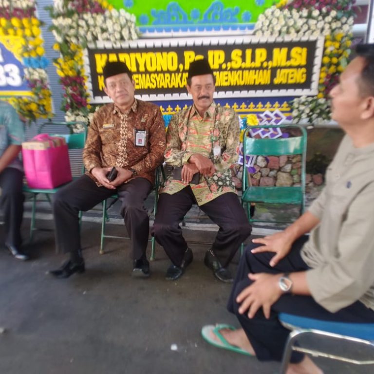 Kemenag dan Pemkot Semarang Kunjungi Keluarga Almarhum Jemaah Haji