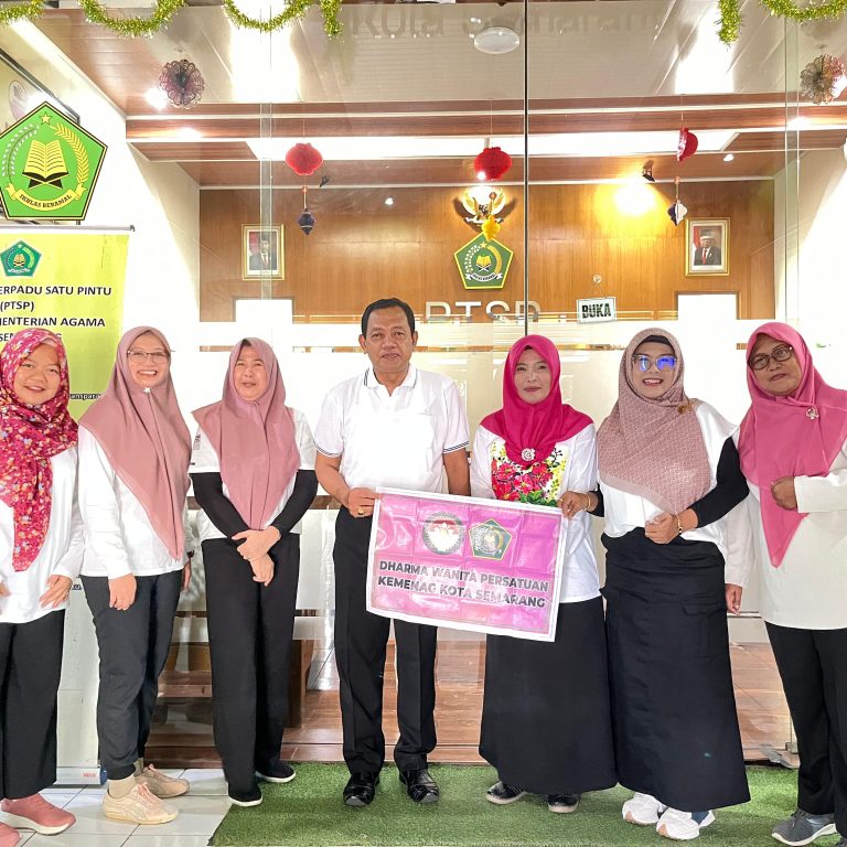 Pengurus dan Anggota DWP Kemenag Kota Semarang Lakukan Audiensi dengan Penasihat