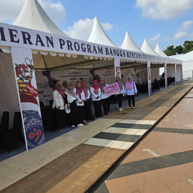 DWP Kemenag Kota Semarang Kunjungi Pameran Program Bangga Kencana dan Ekspos Data Hasil Pendataan Keluarga