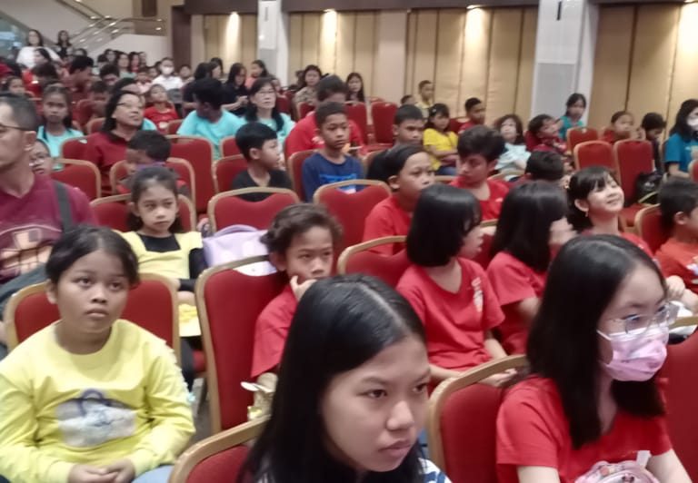 1.051 Siswa Hadiri Pesta Rohani Anak Sekolah Minggu