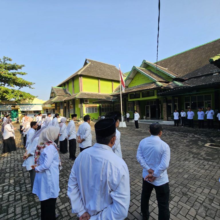 Gelaran Apel Pagi Kemenag Kota Semarang, 8 Juli 2024