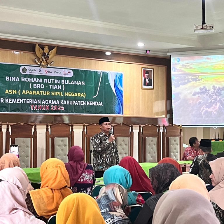 Tingkatkan Integritas Pegawai, Kankemenag Kendal Adakan Bina Rohani Rutin Bulanan (BRO-TIAN)