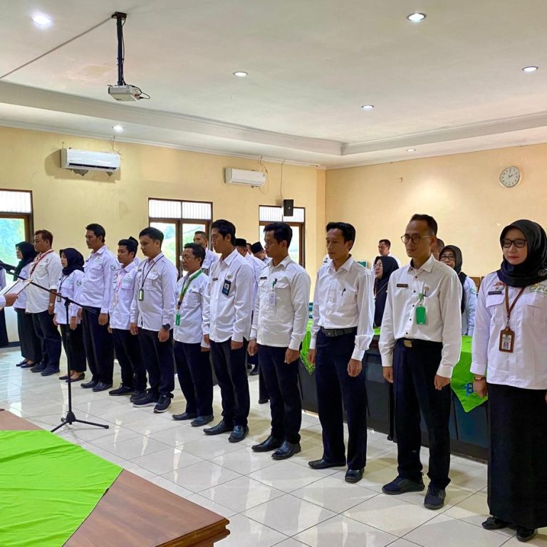 Pengukuhan Tim Kreatif ZI Kankemenag Kendal, Langkah Baru Membangun Semangat dan Kreatifitas