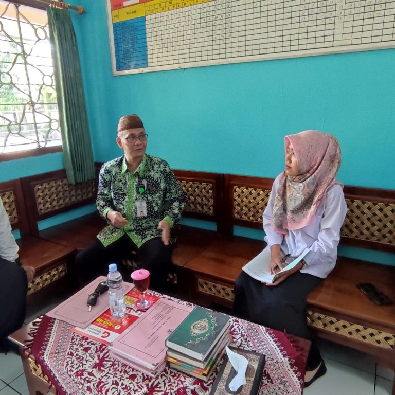 Libatkan Siswa Bantu Sebrangkan Pengguna Jalan, Sarana Pembentukan Karakter