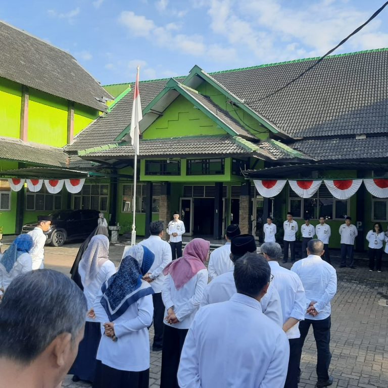 Amanat Kasi Bimas Islam selaku Pembina Apel
