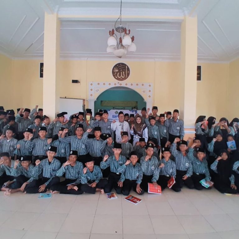 Kunjungi SMP IT Elmuna-Vie, IPARI KEc. Pangkah Giatkan BRUS