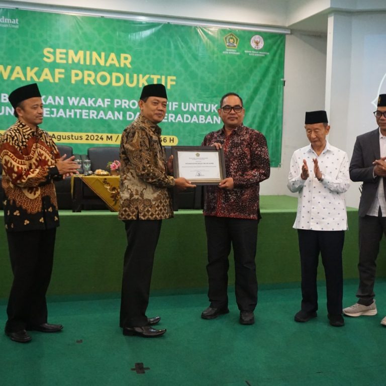 Kemenag Kota Semarang Beri Apresiasi kepada Yayasan Badan Wakaf Sultan Agung