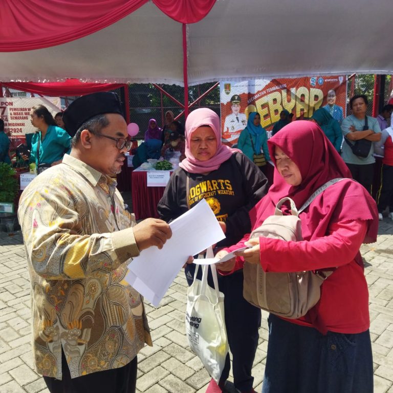 Layanan Sertifikasi Halal KUA Tembalang Hadir pada Gebyar PKK Kota Semarang