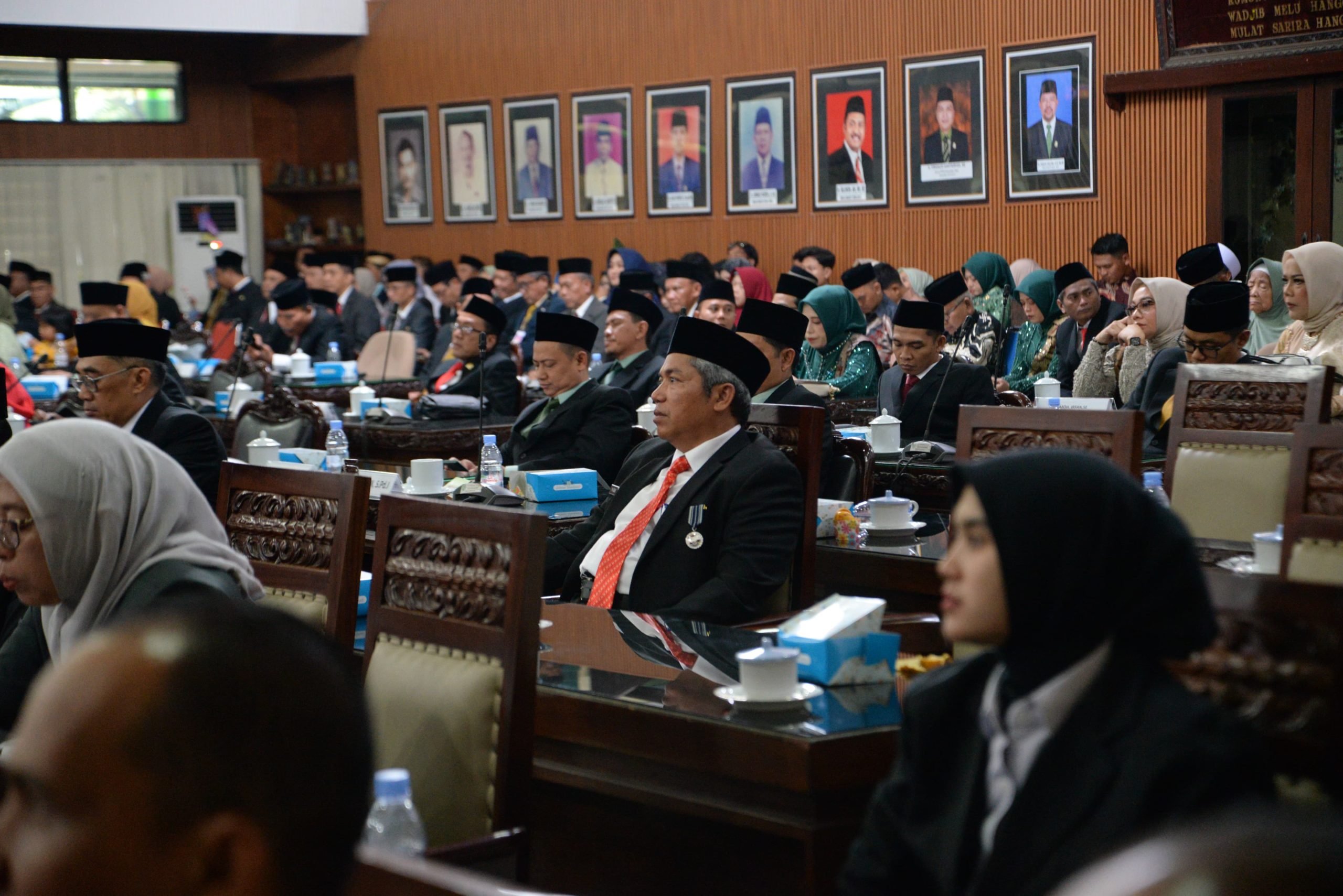 Kepala Kemenag Kab. Tegal Hadiri Pengucapan Sumpah/Janji Anggota DPRD Masa Jabatan 2024-2029