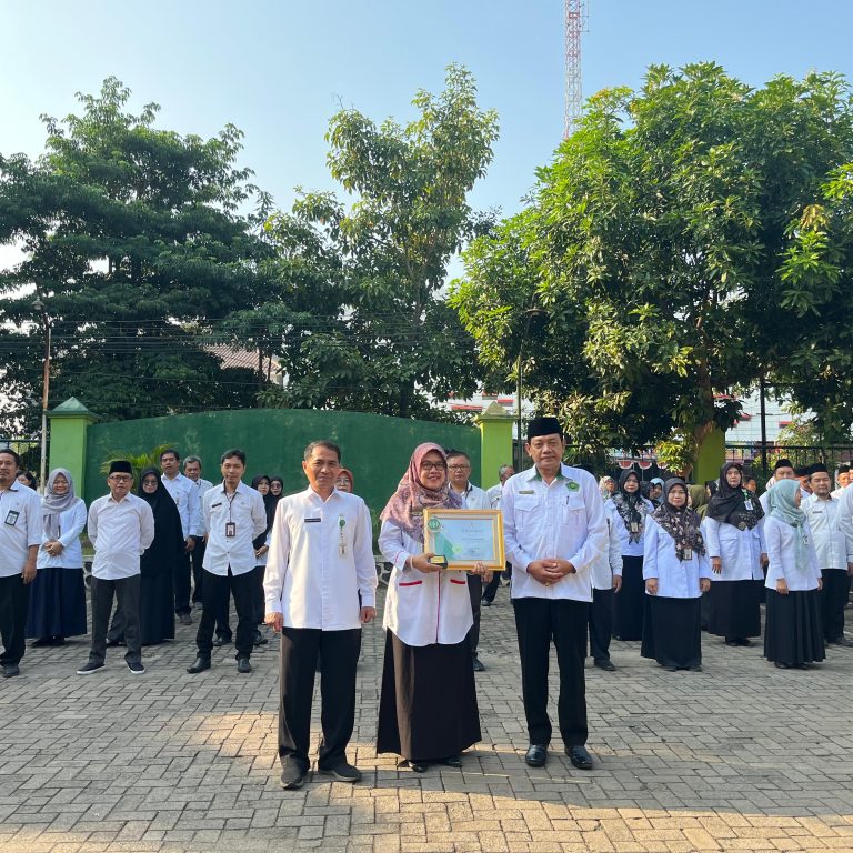 Konsistensi ASN Kemenag Kota Semarang Tunaikan Zakat Profesi, Berbuah Prestasi