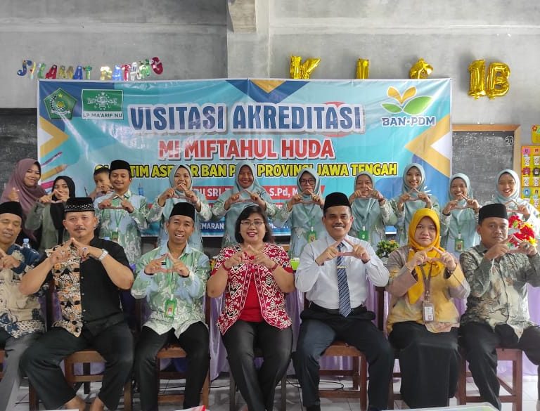 Visitasi Akreditasi MI Miftahul Huda