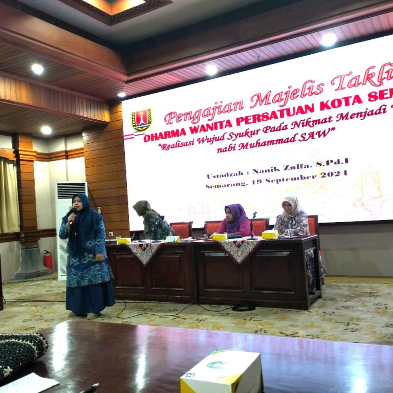 Pengurus DWP Kemenag Kota Semarang Ajak Tingkatkan Rasa Syukur sebagai Umat Nabi Muhammad SAW