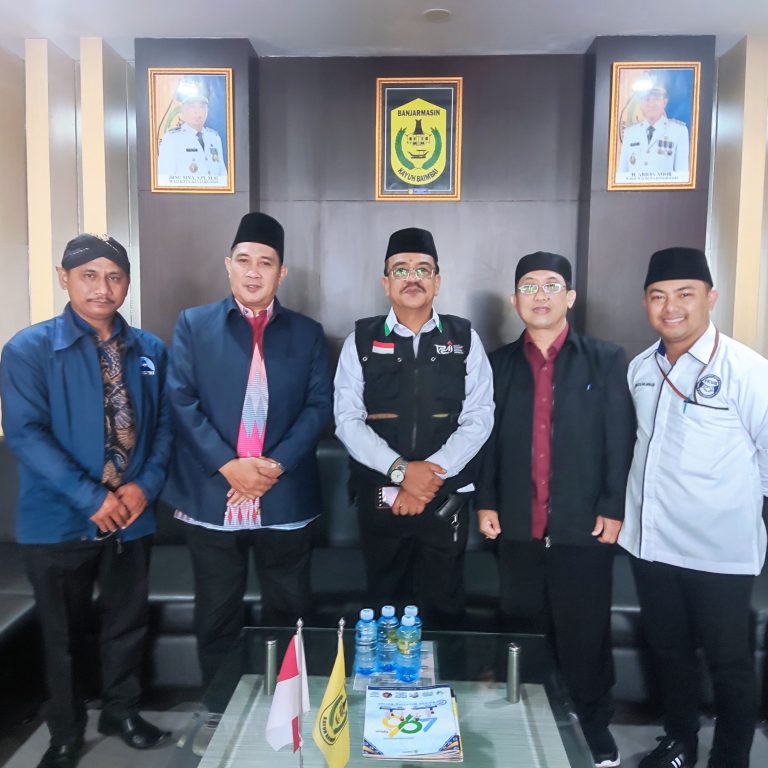 IPARI Kota Semarang Sambangi IPARI Kota Banjarmasin