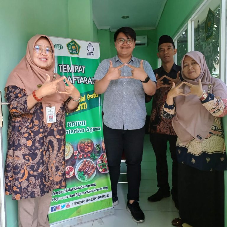 Patuhi Regulasi Halal, HR-GA-Legal Manager Virgin Cake & Bakery Kunjungi Kemenag Kota Semarang