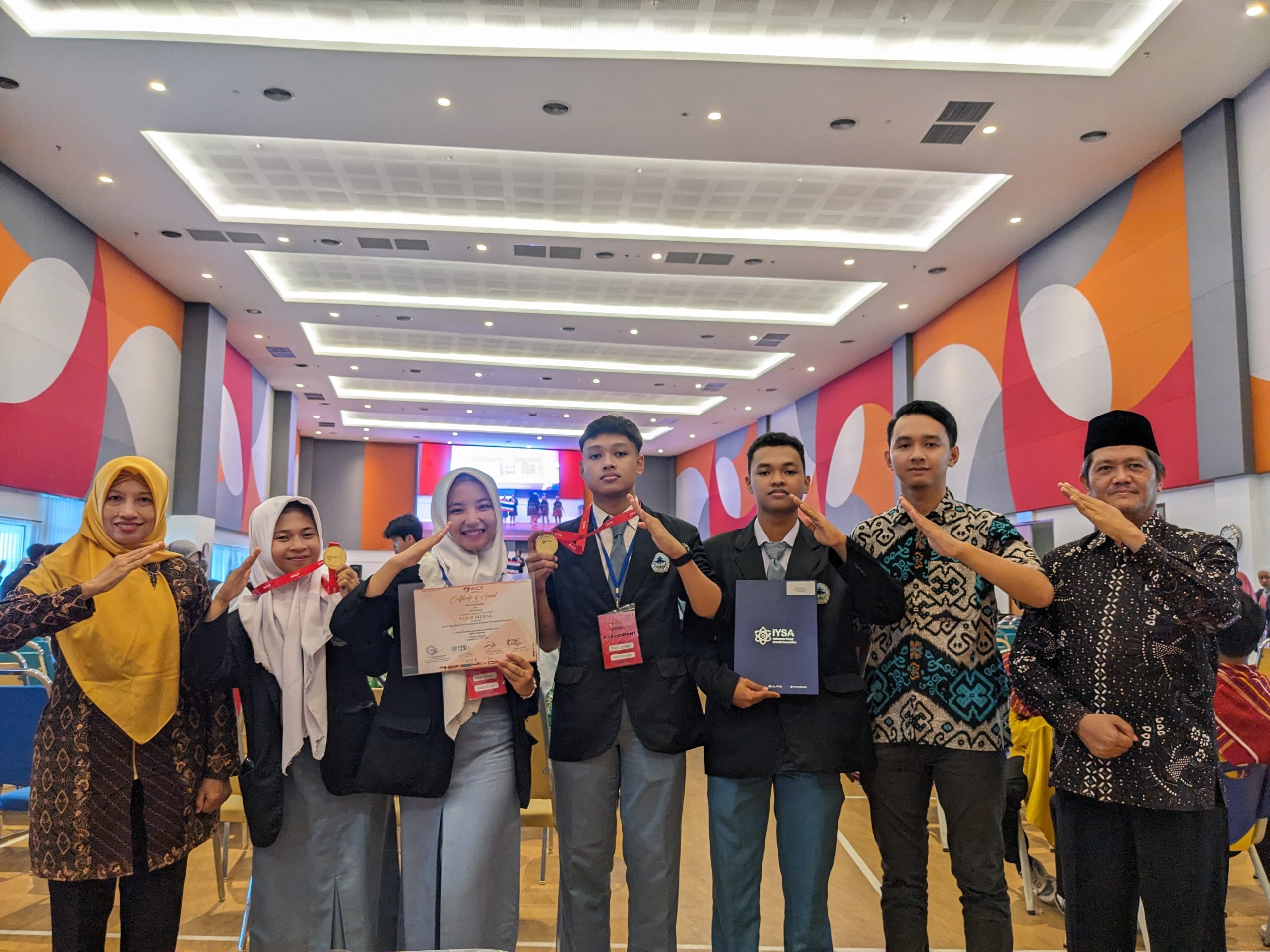 MAN Demak Raih Gold Medal World Pada Ajang WICE 2024