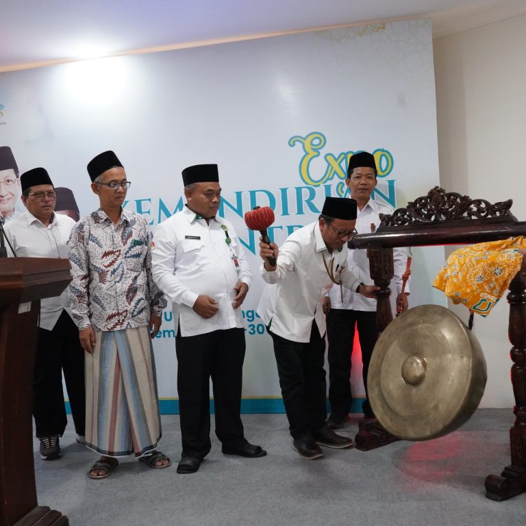 UIN Walisongo dan Kemenag Jateng Gelar Expo Kemandirian Pesantren 2024