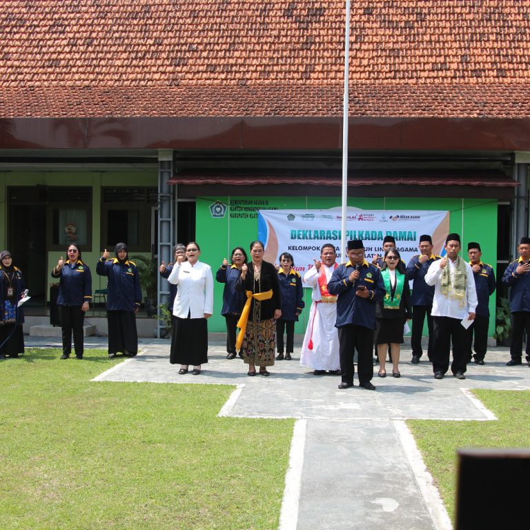 Penyuluh Lintas Agama Kemenag Kab/Kota Se-Jateng Serentak Deklarasikan Pilkada Damai dan Doa Bersama