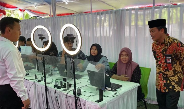 Pantau Tilok SKD CPNS, Kakanwil Bakar Semangat Juang Para Peserta