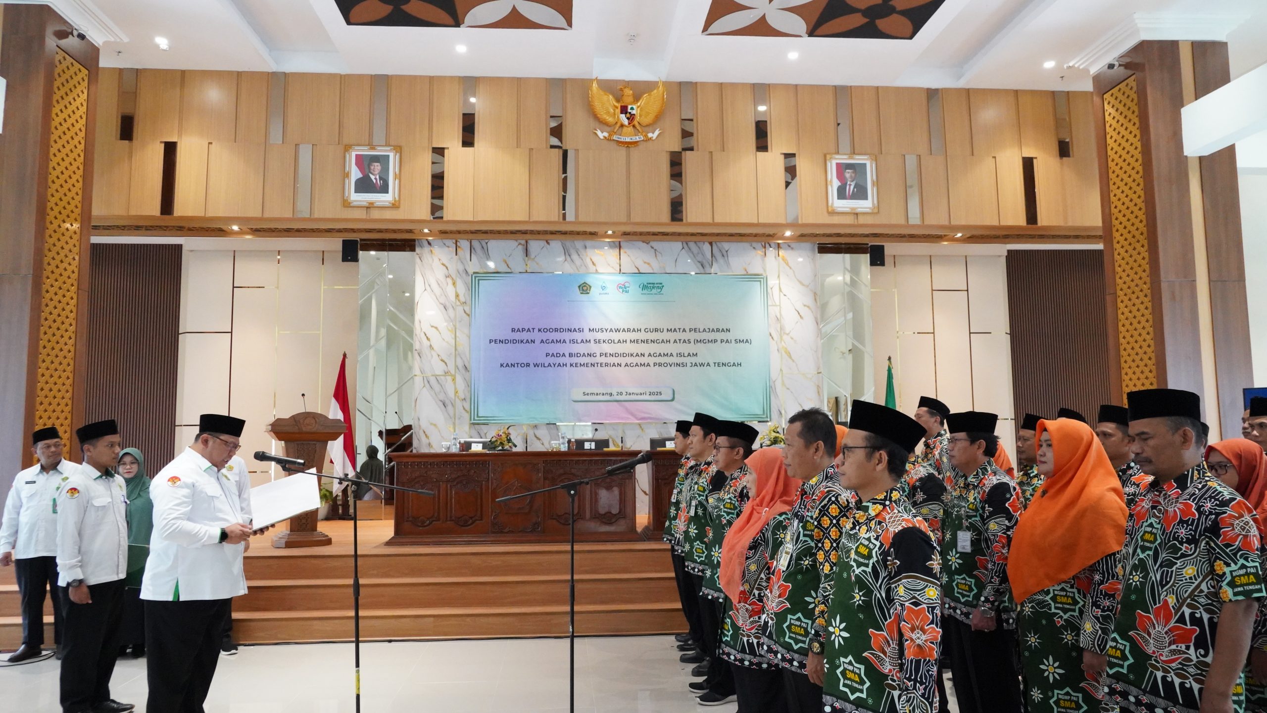 Kakanwil Kukuhkan Pengurus MGMP PAI pada SMA Periode 2024-2029, Pembelajaran Harus Berlandaskan Moderasi Beragama