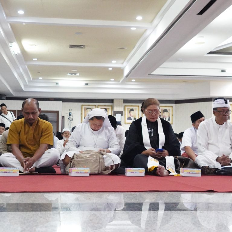 Istighotsah dan Doa Lintas Agama Awal Tahun Baru 2025