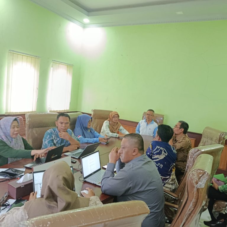 Biro Keuangan dan BMN Kemenag RI Lakukan Monev Implementasi SE THR dan Gaji 13 di Kankemenag Kabupaten Pekalongan