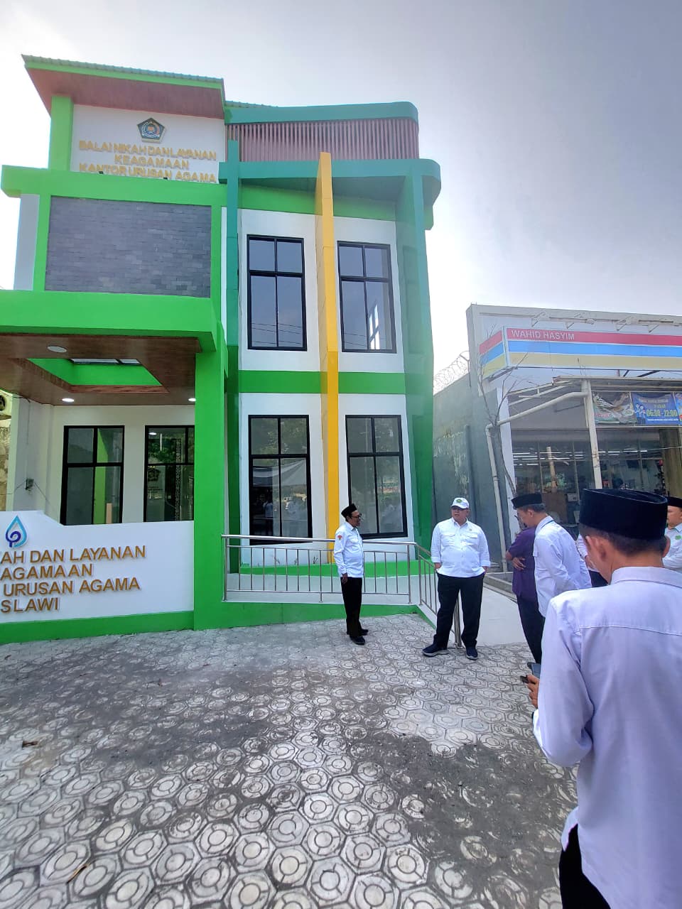 Kakanwil Kemenag Jateng Tinjau Pembangunan Gedung SBSN KUA Slawi