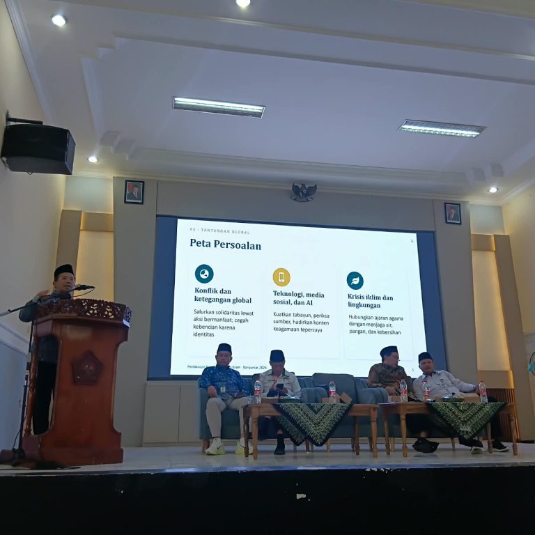 Direktur Penerangan Agama Islam Bina Ratusan Penyuluh Agama Islam se-eks Karesidenan Banyumas