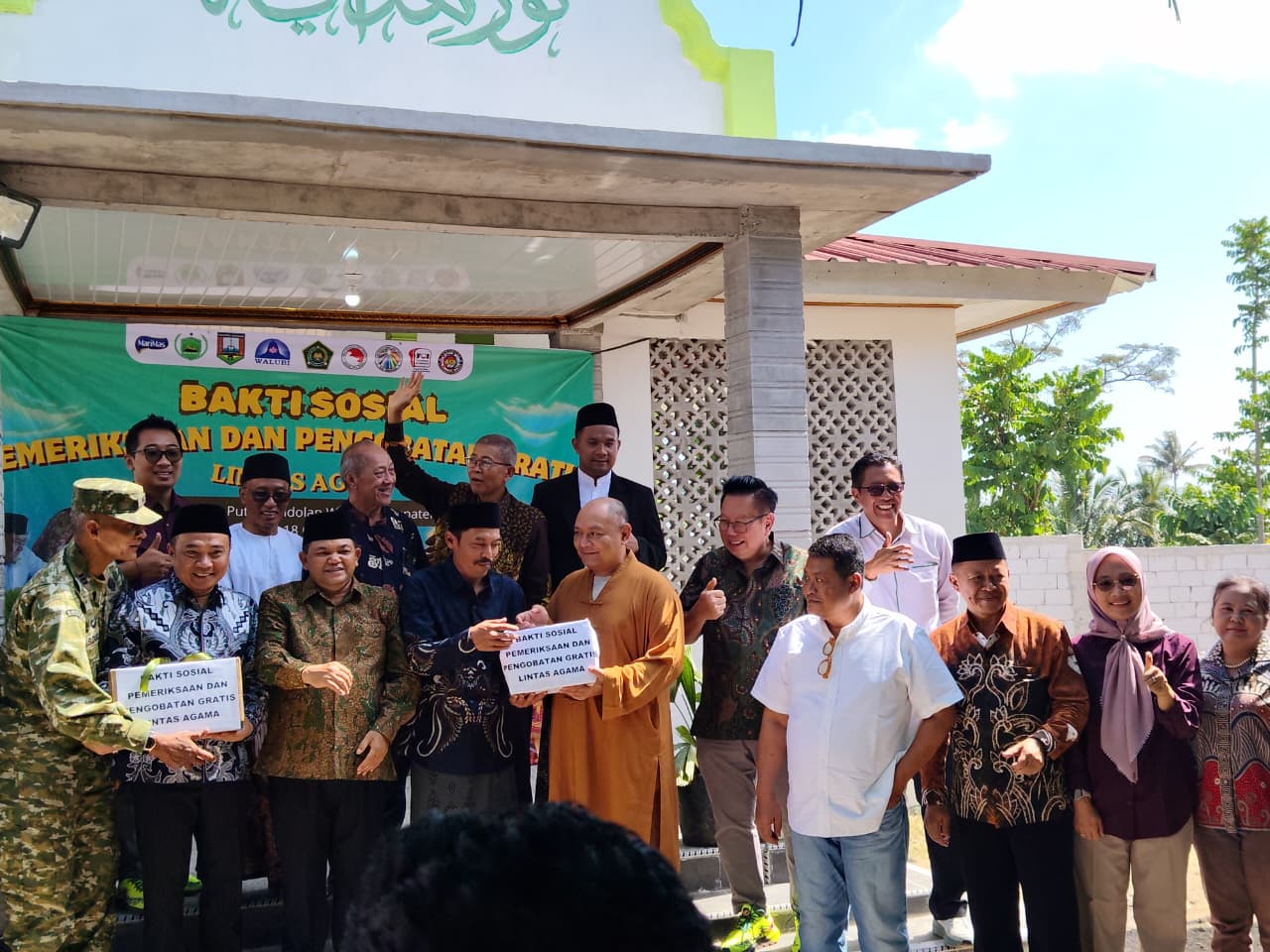 Kolaborasi Kemenag Jateng, Walubi dan Pemkab Semarang Gelar Bakti Sosial: Kesehatan Paling Berharga adalah Kerukunan